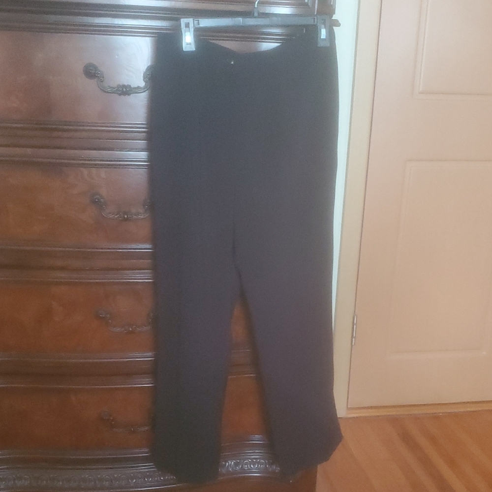 Kasper Black Ankle Cropped Pants